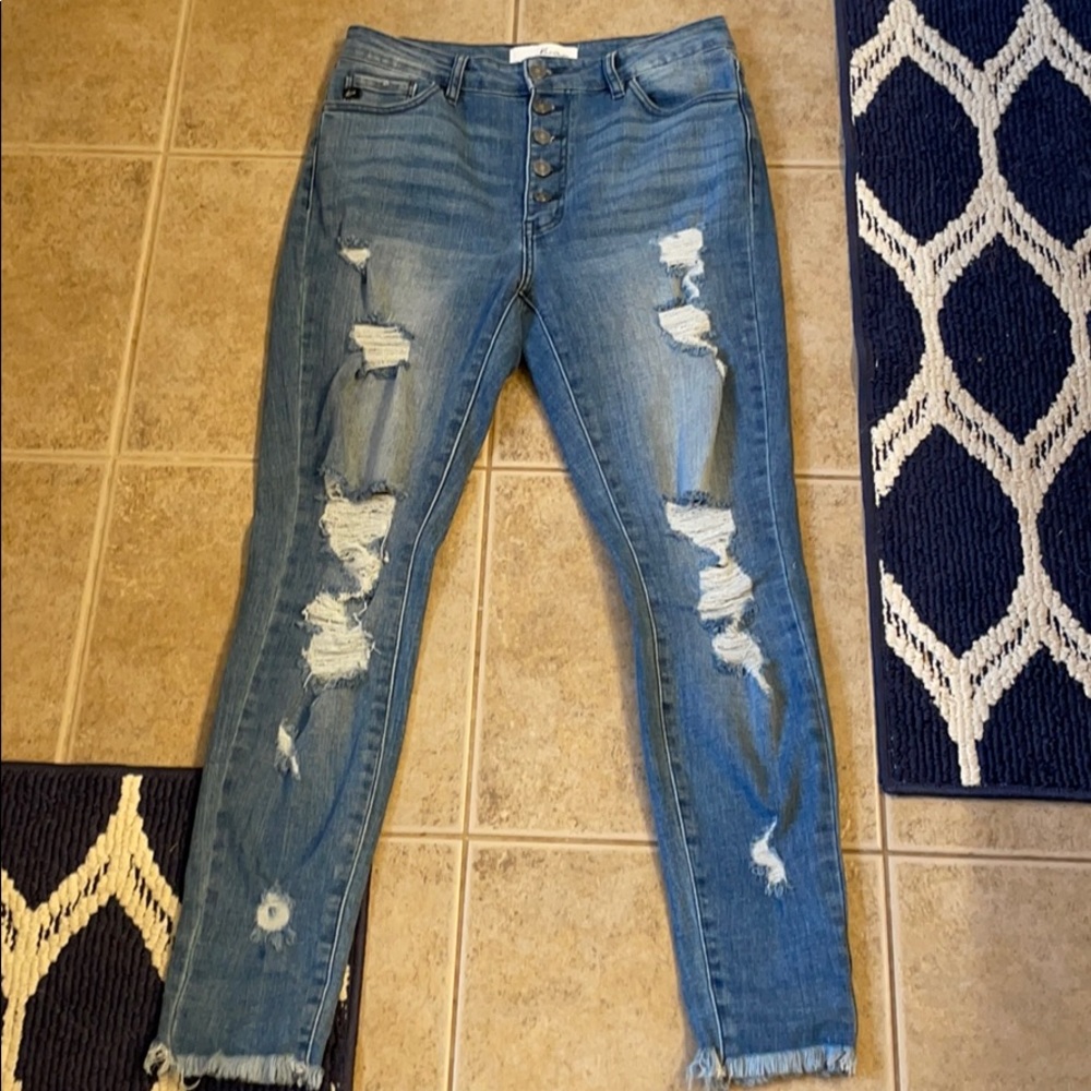 Distressed KanCan Jeans